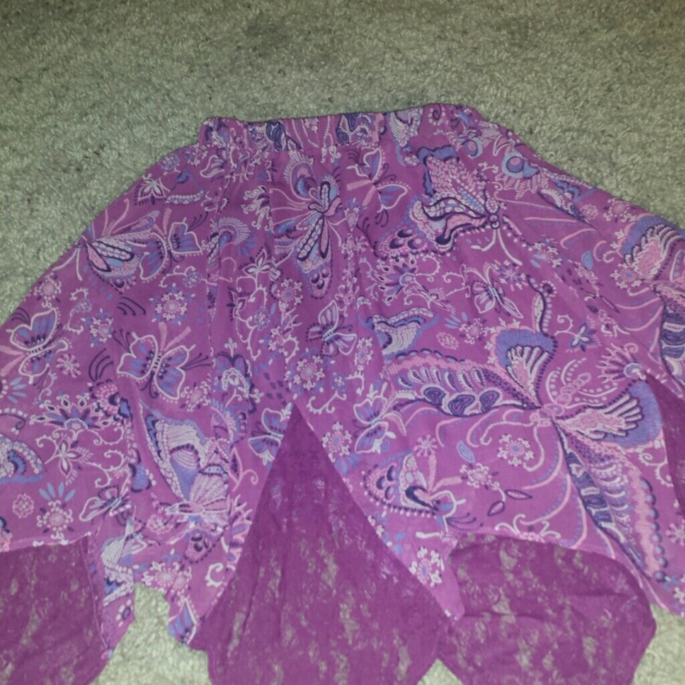 Dark pink scarf skirt with lace insets